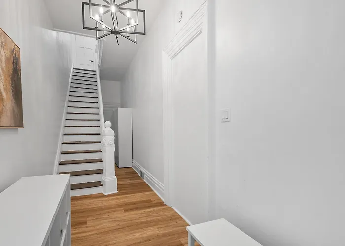 Bloomfield, Shadyside !c Modern And Cozy Private Bedroom With Shared Bathroom *