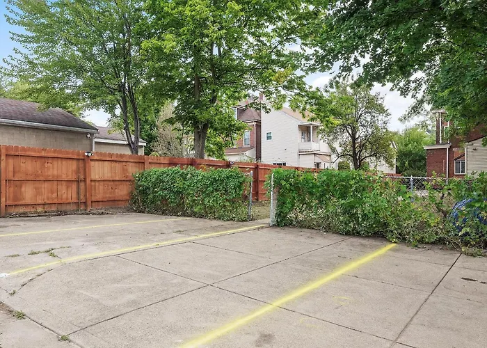 Bloomfield, Shadyside !c Modern And Cozy Private Bedroom With Shared Bathroom Homestay